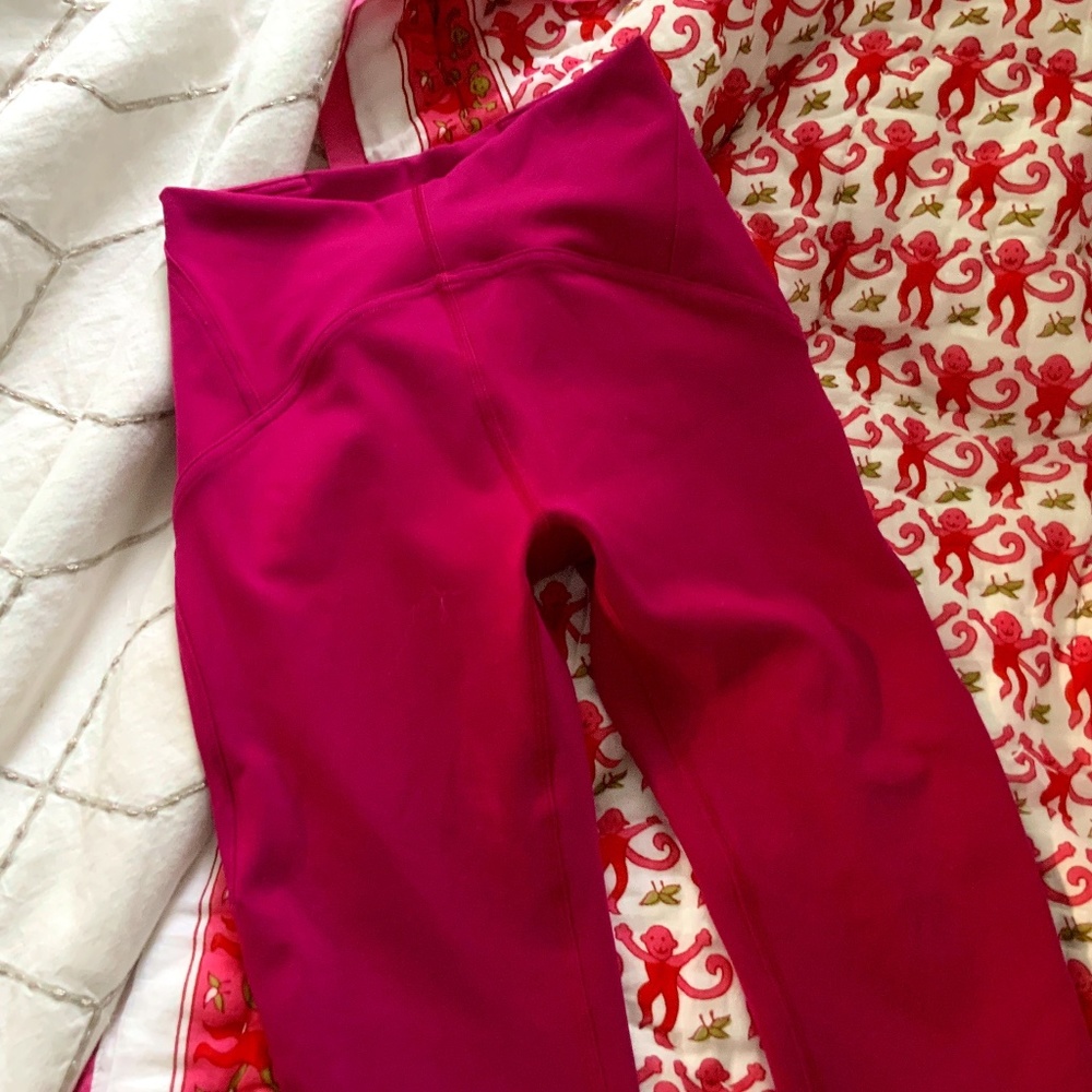 lululemon vivid plum leggings, size 0